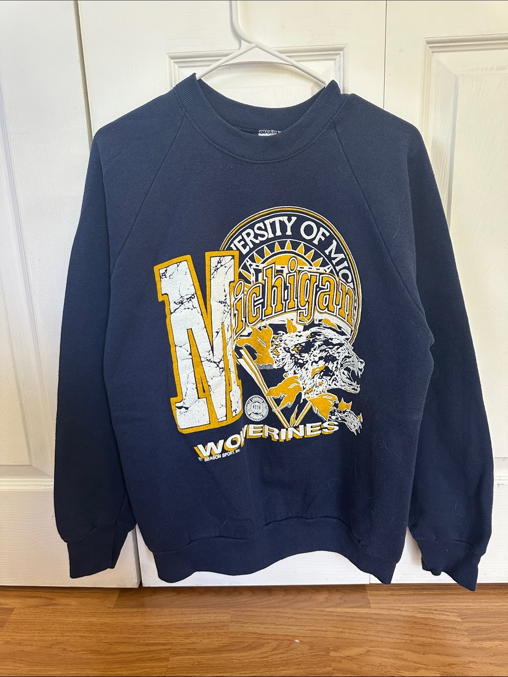 Fruit of the Loom Navy Blue Michigan Wolverines Graphic Crewneck Sweatshirt